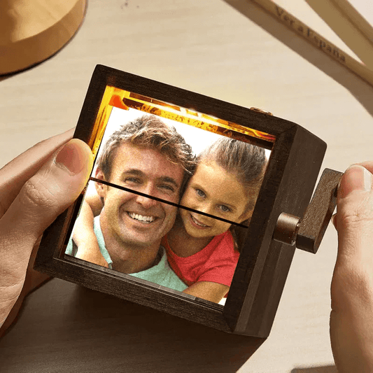 HenryCustoms Hand Crank Flipbook Box for Dad