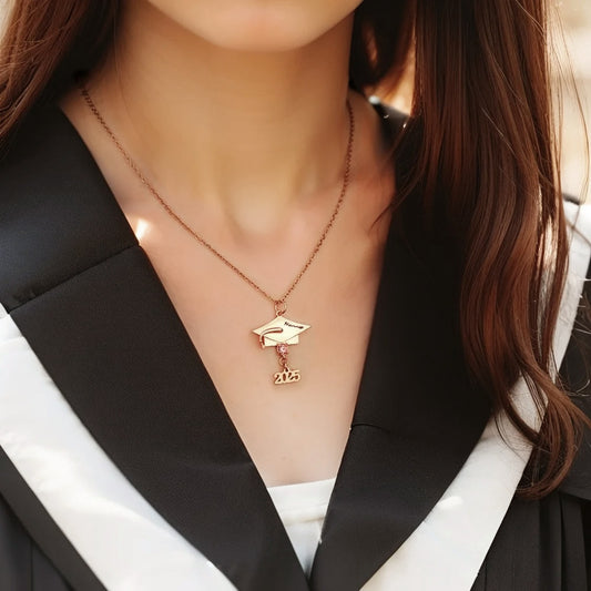 HenryCustoms Personalized Graduation Cap Necklace